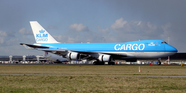 Boeing 747 klm cargo ph cka landing at schiphol